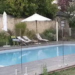 Bed & Breakfast Au Chateau - Domaine De La Gavolerie