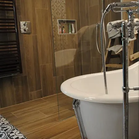 Au Chateau - Domaine De La Gavolerie Bessé-sur-Braye