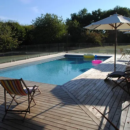 Au Chateau - Domaine De La Gavolerie Bed & Breakfast Besse-sur-Braye