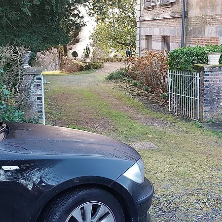 Bed & Breakfast Au Chateau - Domaine De La Gavolerie 4*