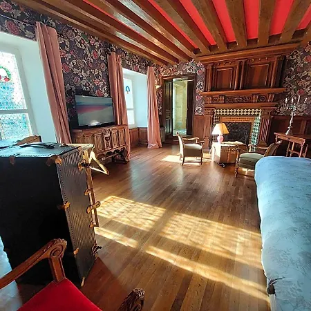 Oda ve Kahvaltı Au Chateau - Domaine De La Gavolerie